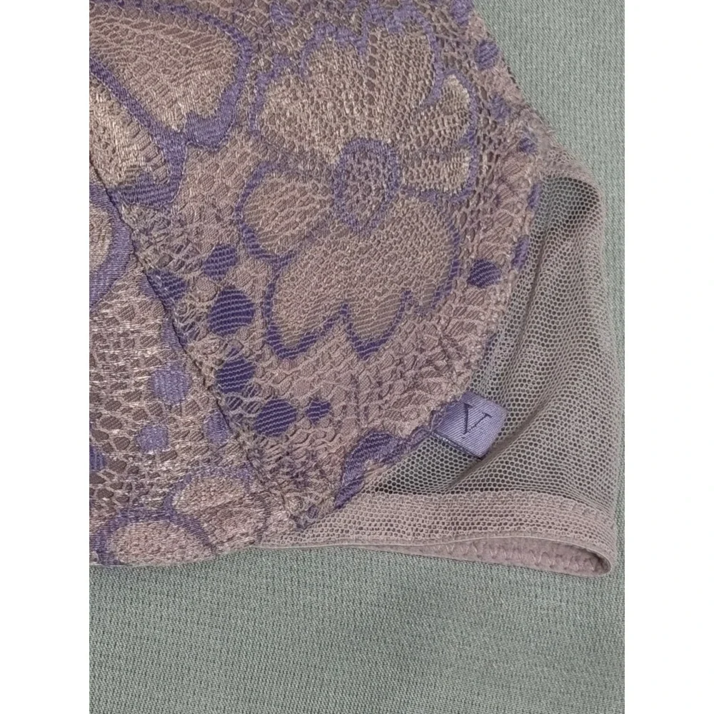 Victorias Secret Push-Up Bra 32C Purple Floral Lace Front Close T-Back